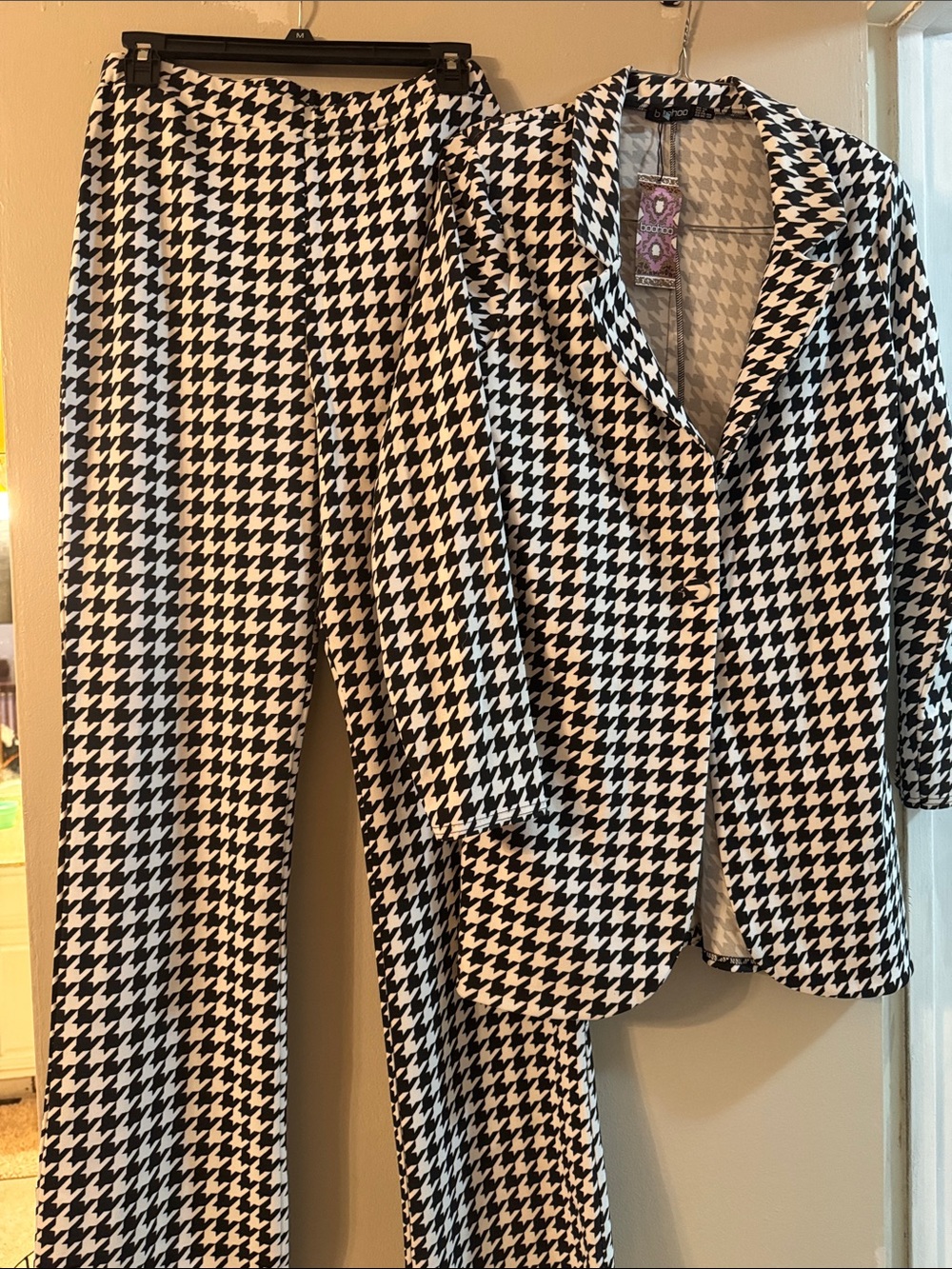 Boohoo Black & White Houndstooth Pantsuit Set